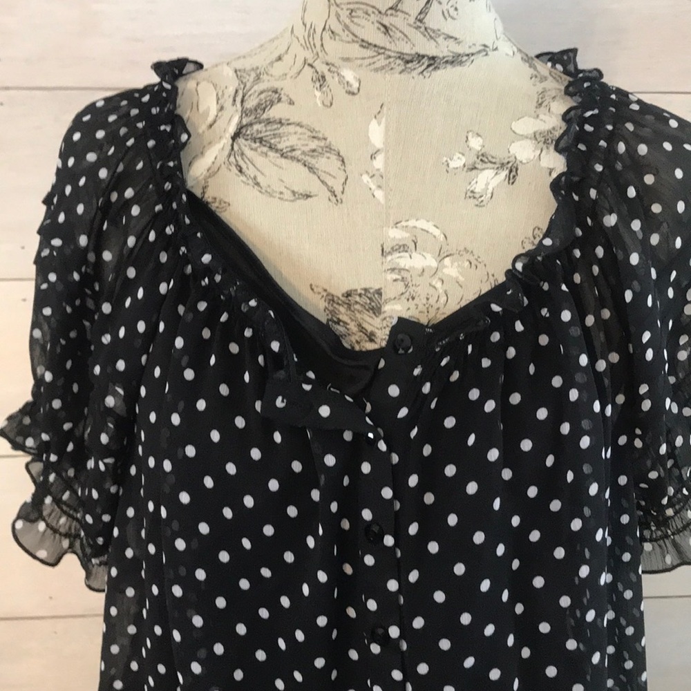 *🆕 NY Collection Black Polka Dot Top XL Petite - Picture 2 of 6